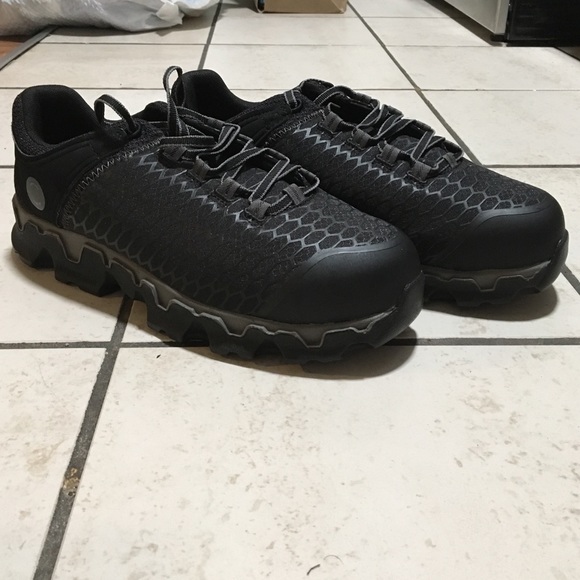 pro powertrain sneaker